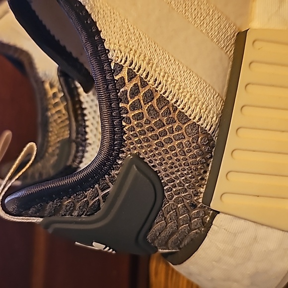 Authentic adidas running sneakers 7 - Picture 5 of 7